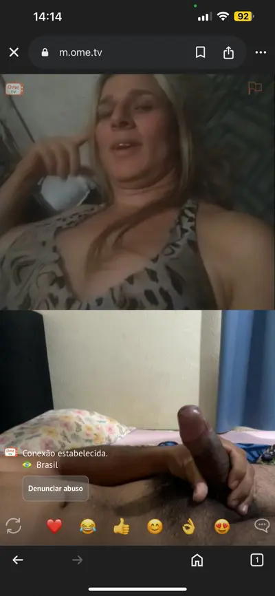 Perdi um vídeo foda com esta trans gostosa 😞 cover image
