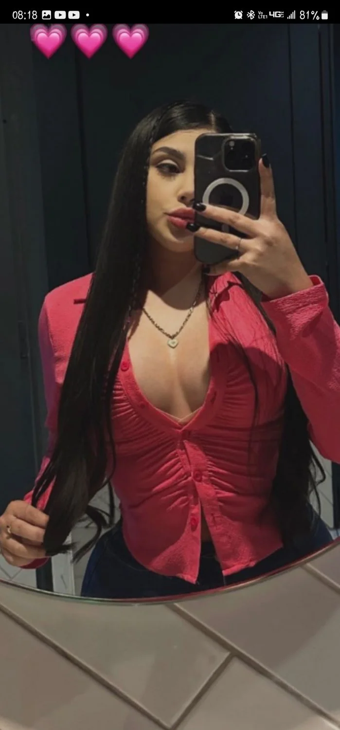 Chica buchona hermosa y de muy buen cuerpo image 30