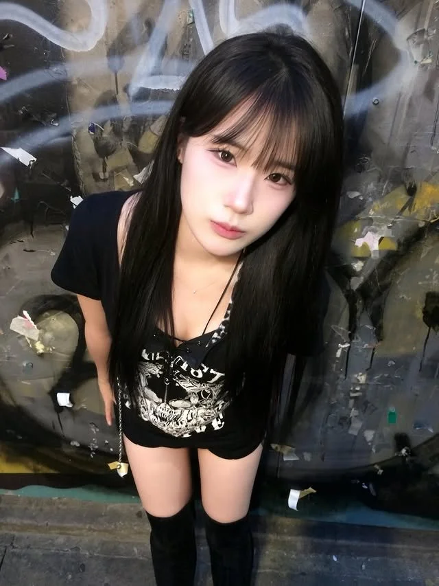 Korean slut 이채은🖤 image 3