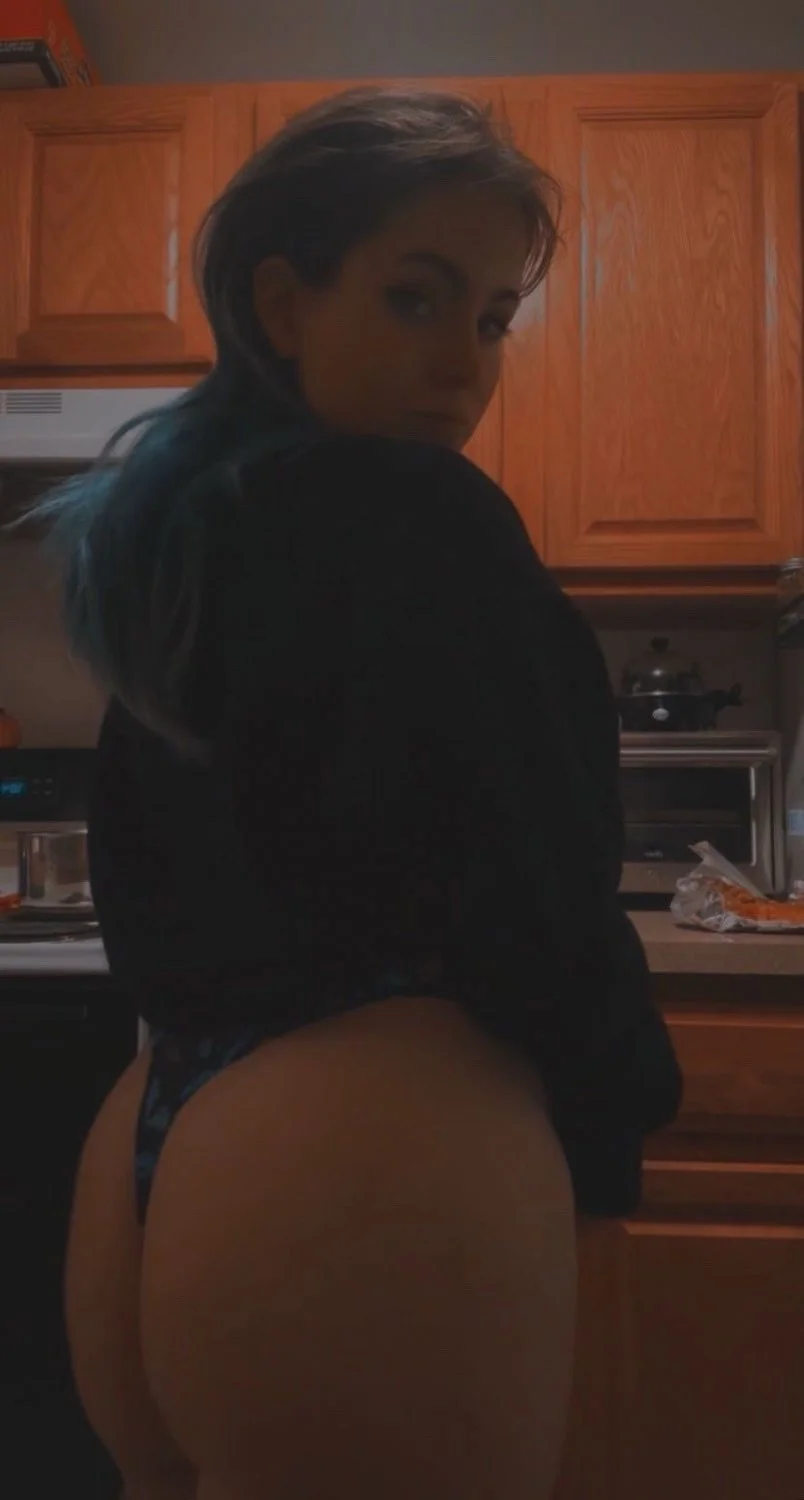 1 main image