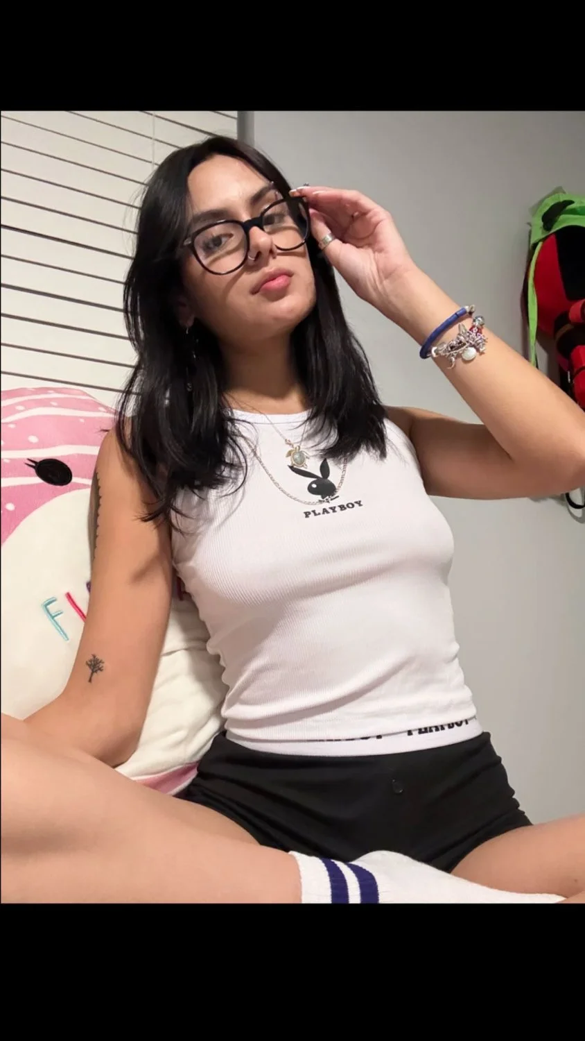 petite lil slut image 6
