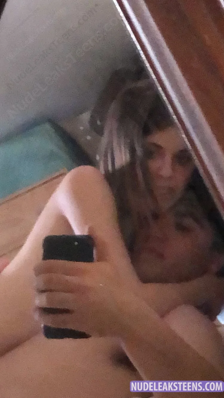 Big tit white teen solo fuck amateur leak - Sʎpuǝʎ Sɯɐll image 6