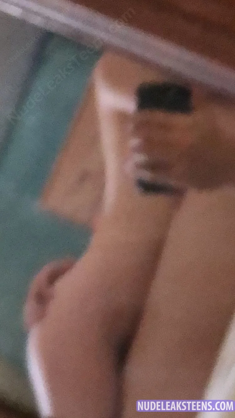 Big tit white teen solo fuck amateur leak - Sʎpuǝʎ Sɯɐll image 9