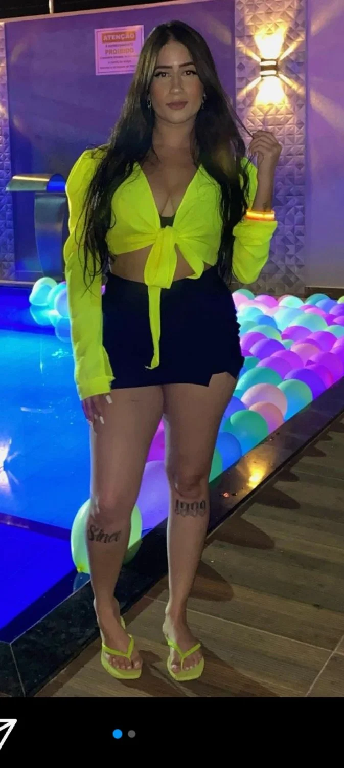 Latina brasileira linda image 10