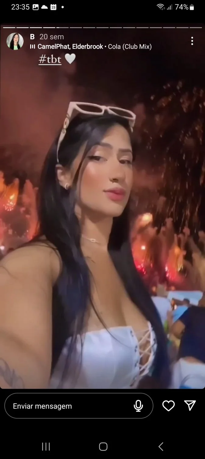 Latina brasileira linda image 9