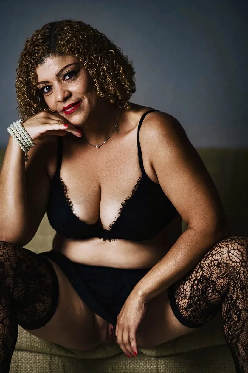 Erotic boudoir mix image 14