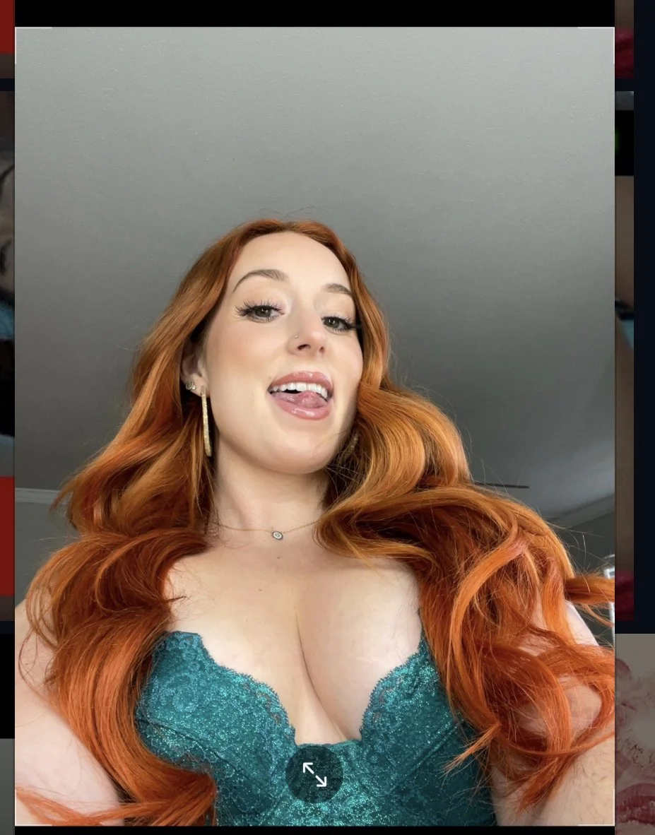 Jessica from texas loves showing off her big ass image 10