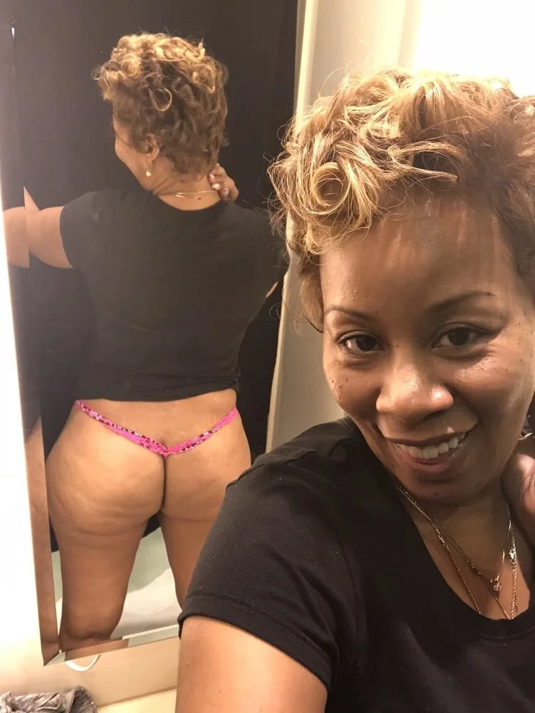 Blasian Milf image 38