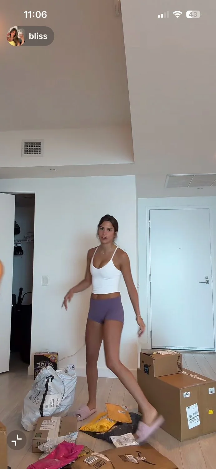 YUMMY GIRLS image 19