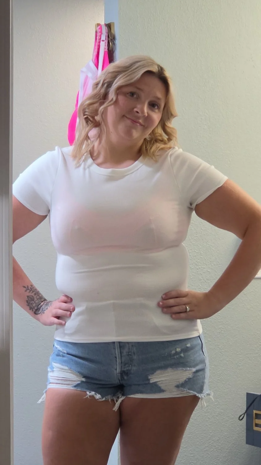 Sexy missouri hotwife Brittany showing off image 13