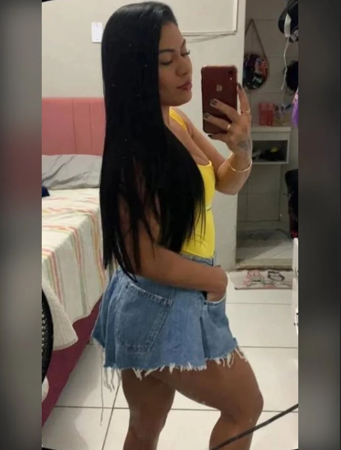 Morena gostosa caiu na Net image 5