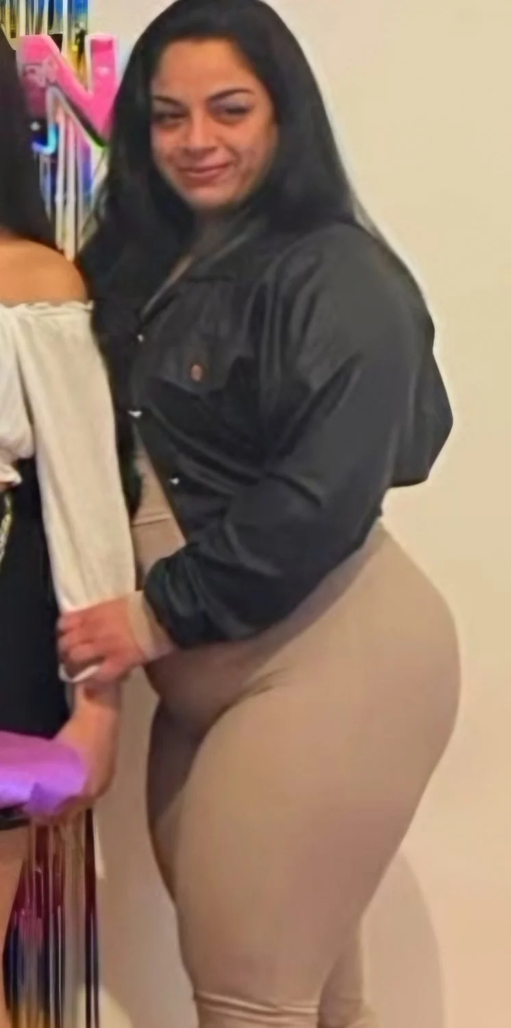 Some latinas image 15