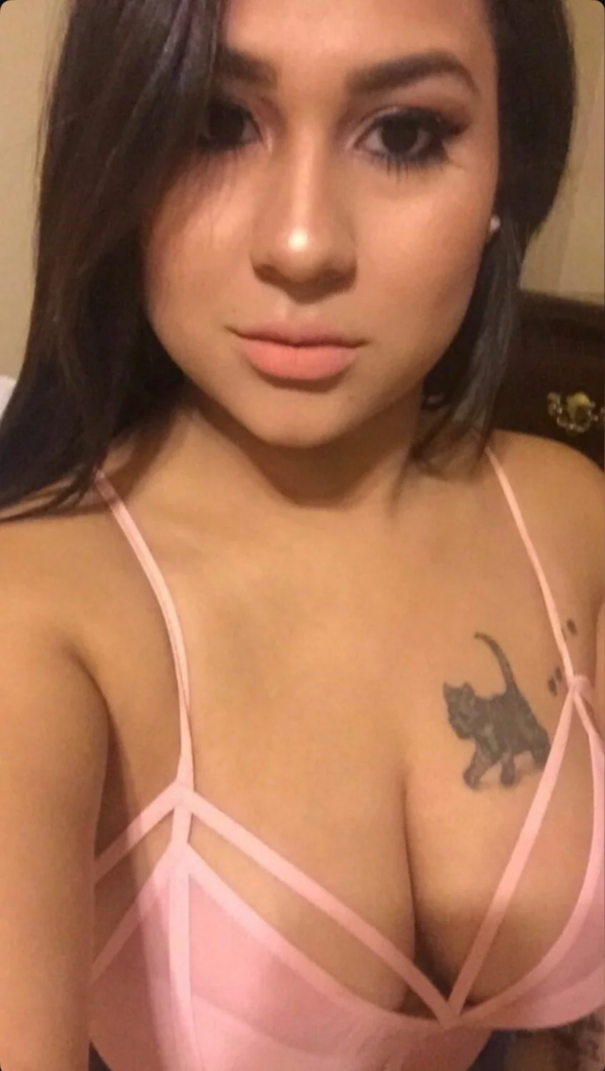 Another sexy Latina 🐅 image 16