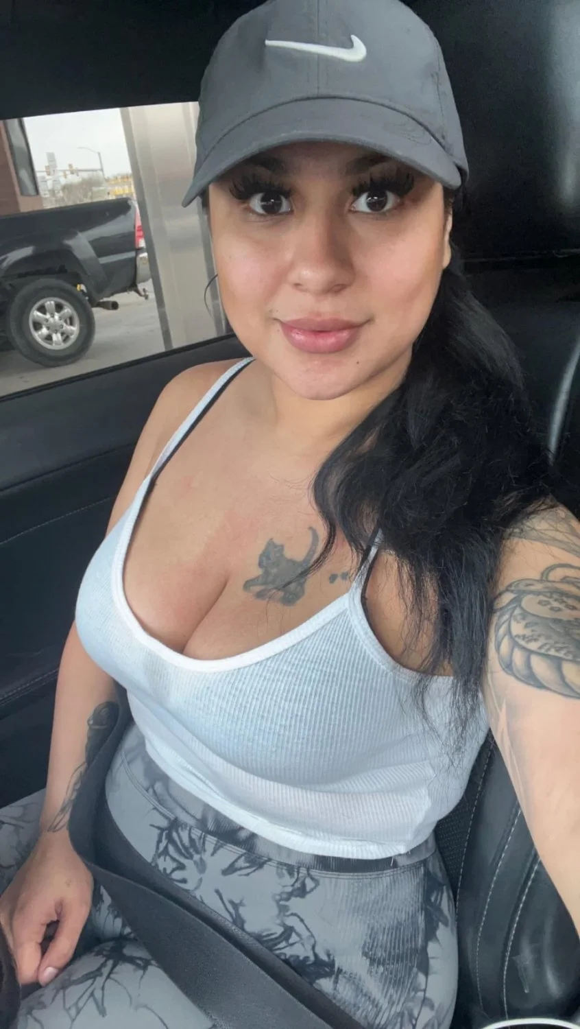 Another sexy Latina 🐅 image 9