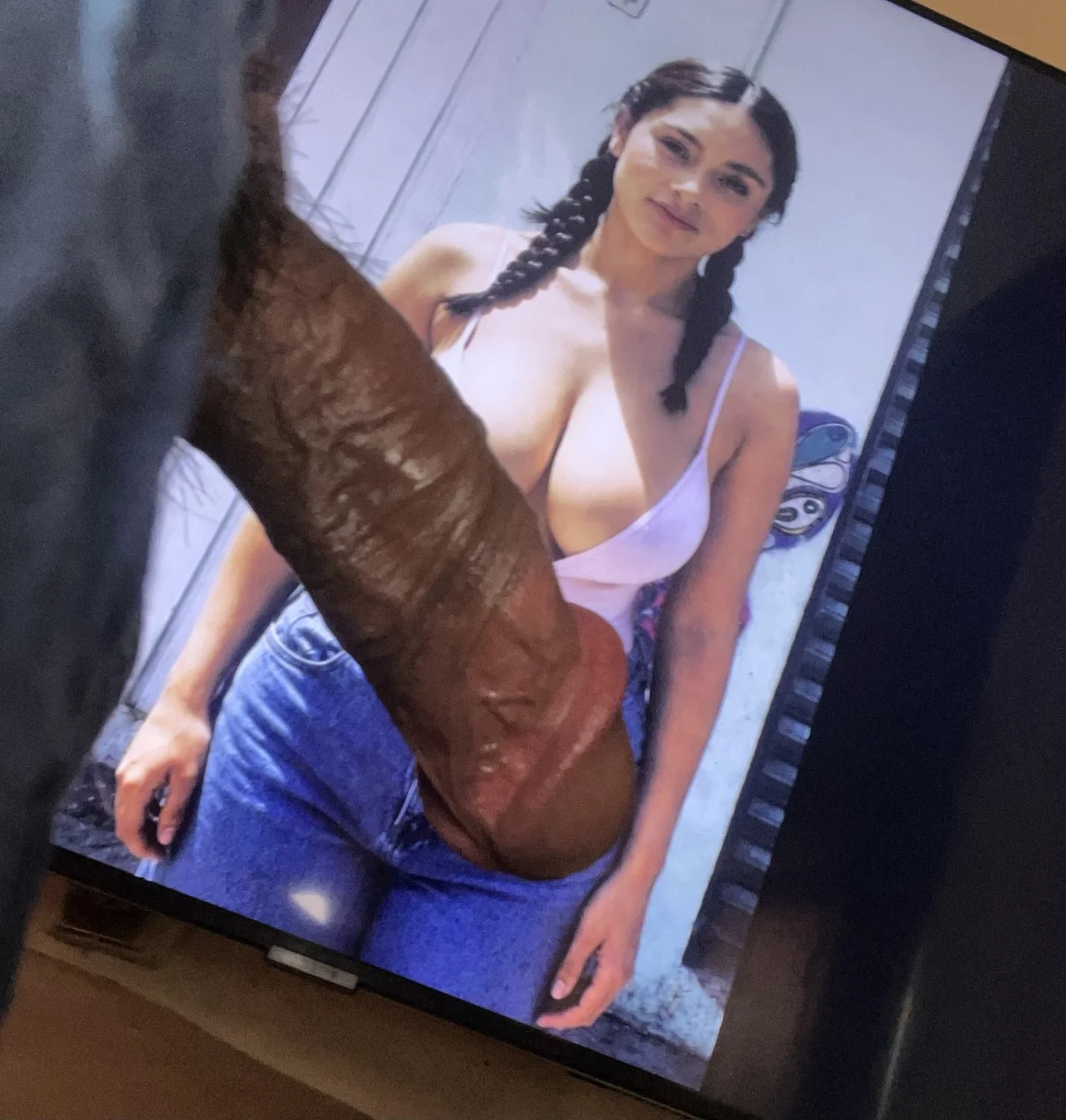 Me encanta ver como me tributan ,saben que soy su puta mexicana ,quiero ver más de lo que me hacen image 2