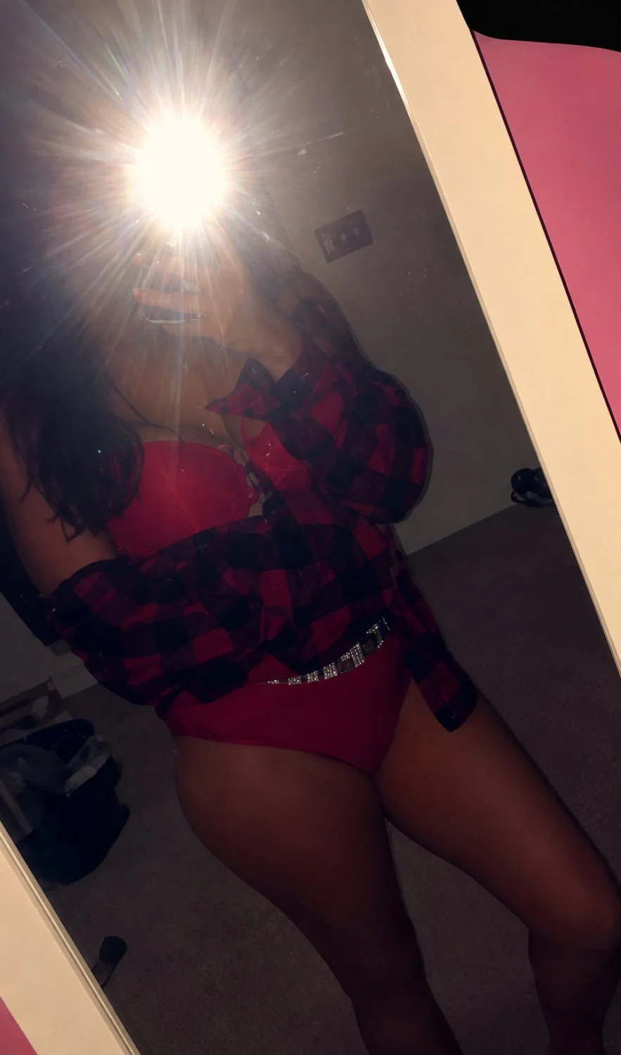 Local Aurora teen Latina hacked Snapchat leak image 3