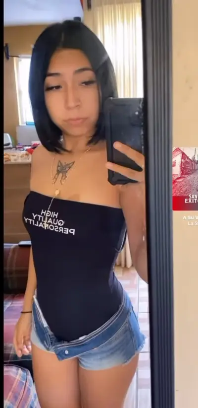 Lesbiana sexy rico culo flaquita hermosa cover image