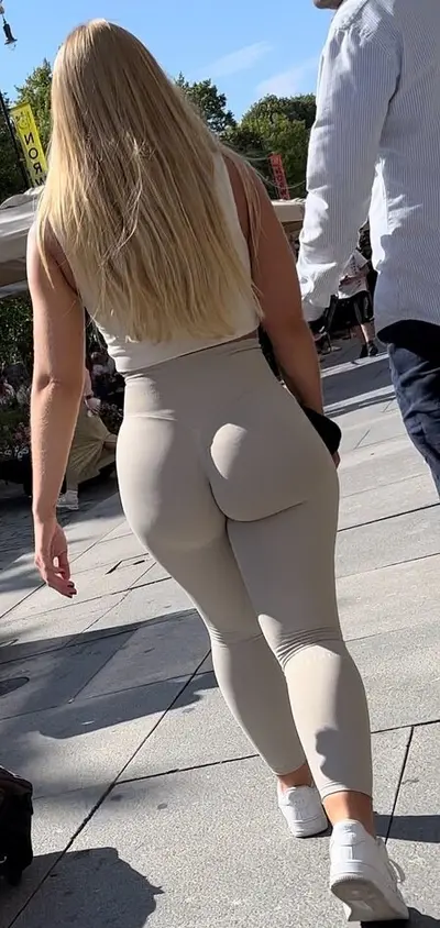 Blonde f****d cover image