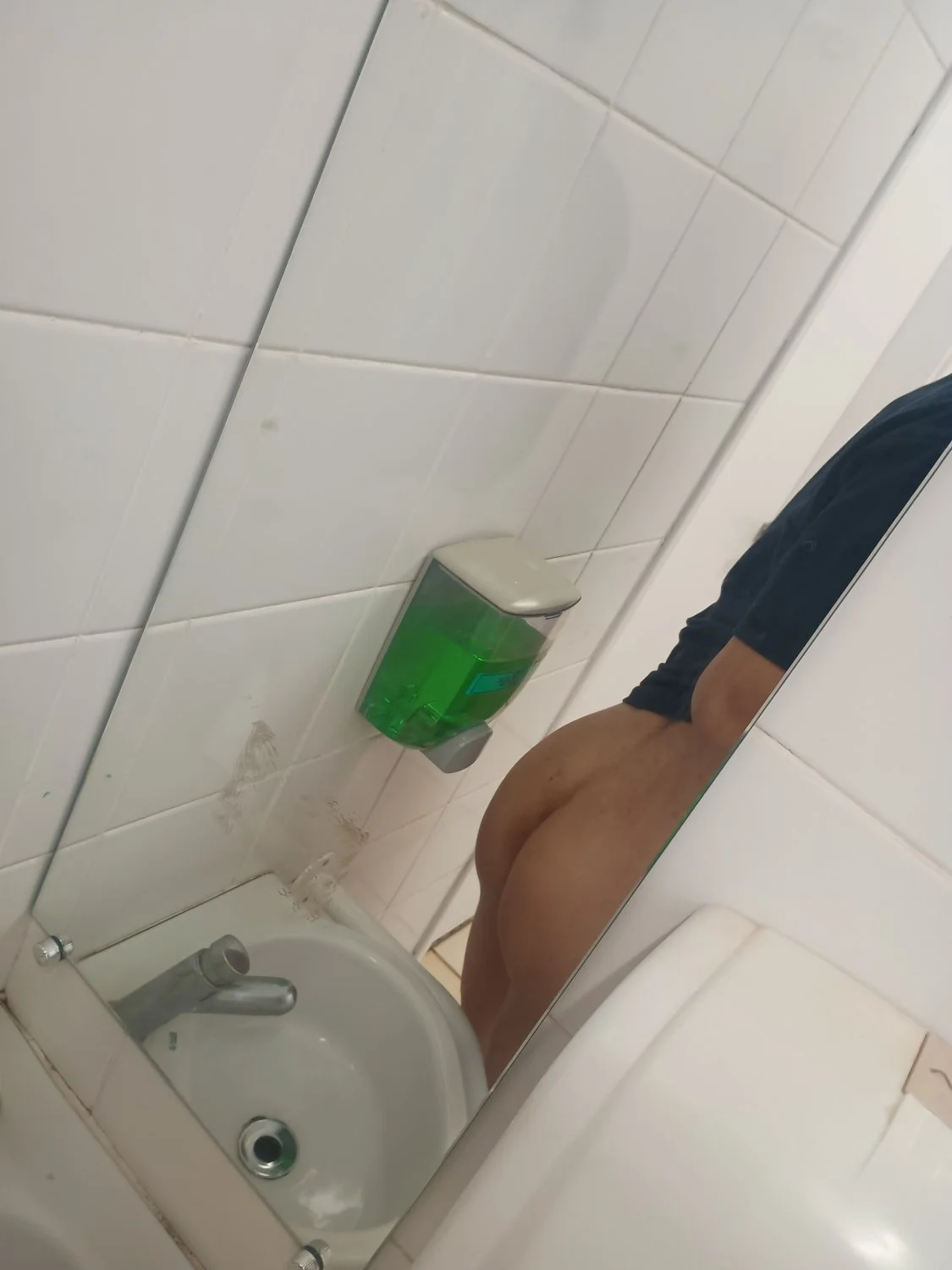 Magro gay image 7