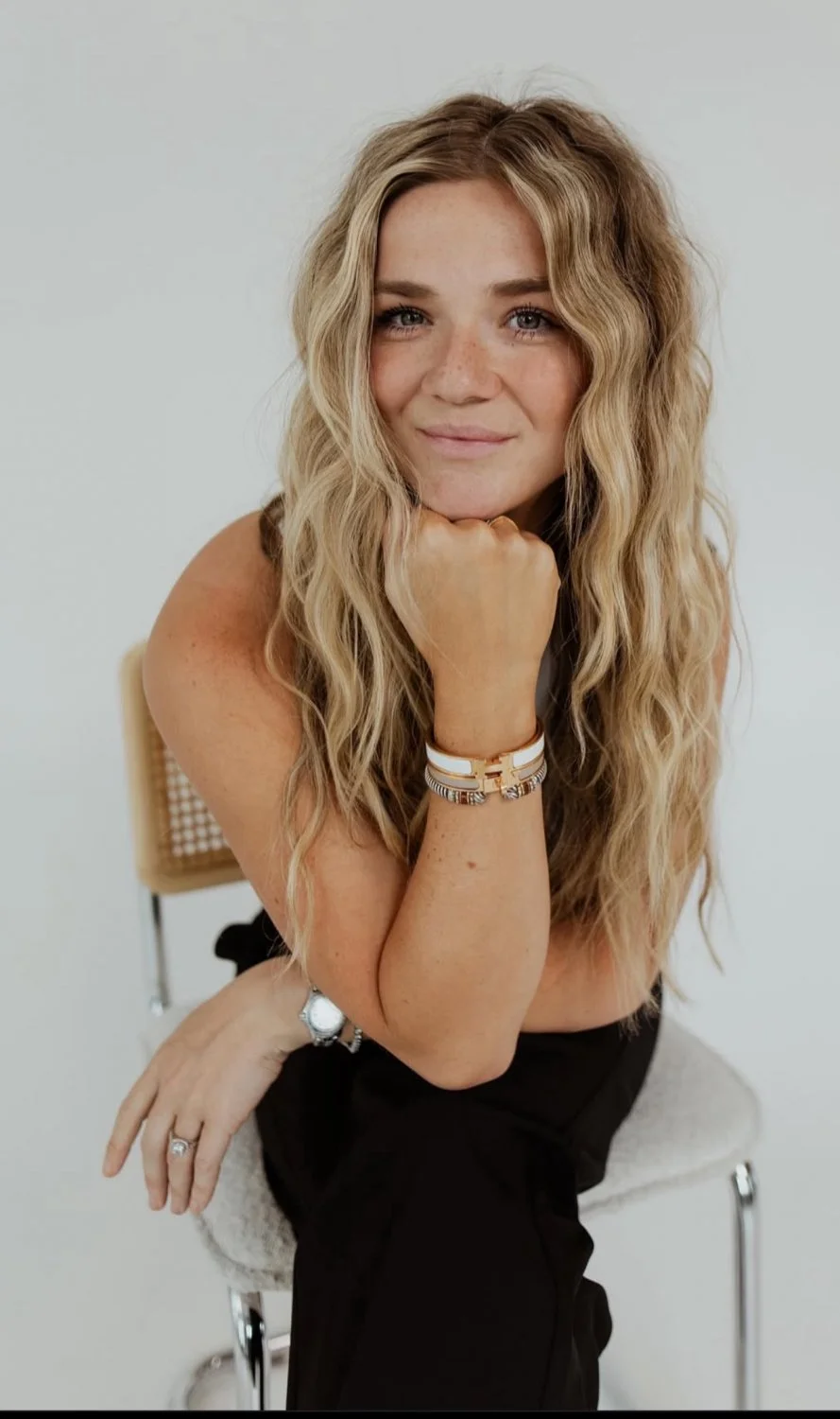 Beautiful Blonde Babe image 3