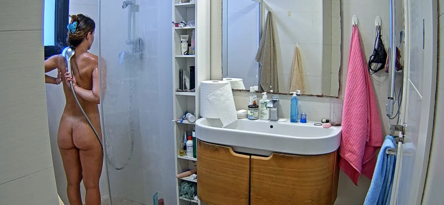 Hot girl in the shower image 11