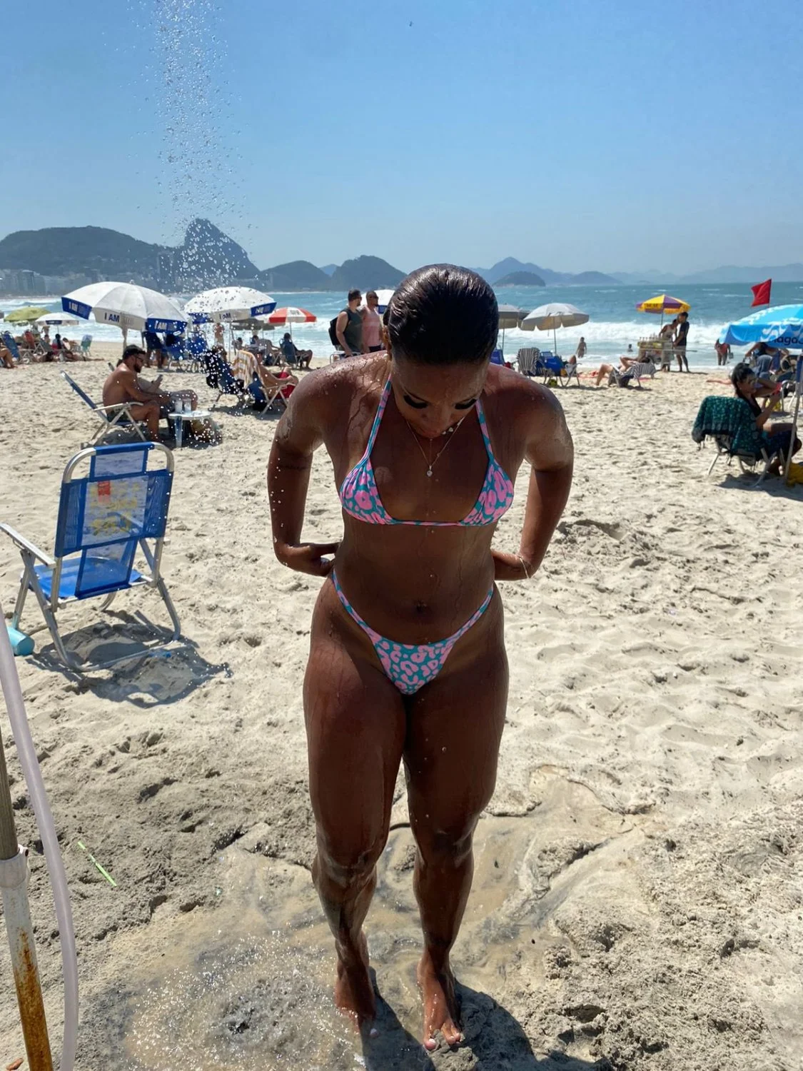 FbrrxARXkAIJ1Q_ image 8