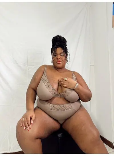 Morena bucetuda cover image