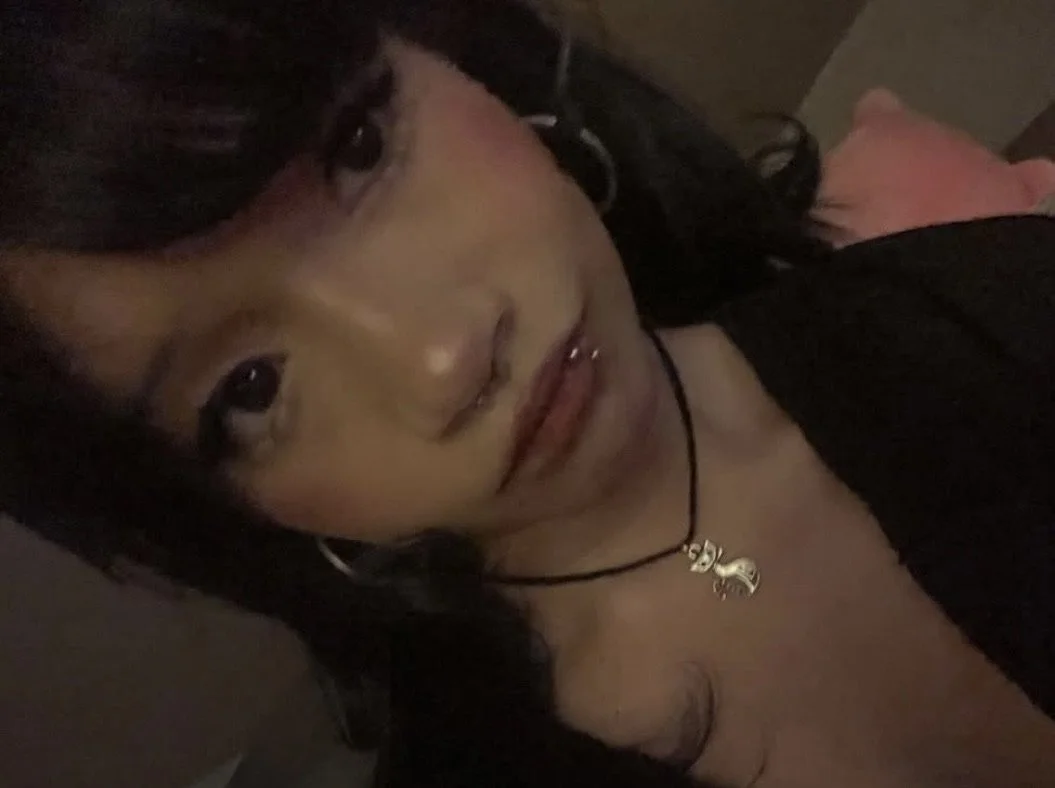 Aryanna the 18 yo webslut main image