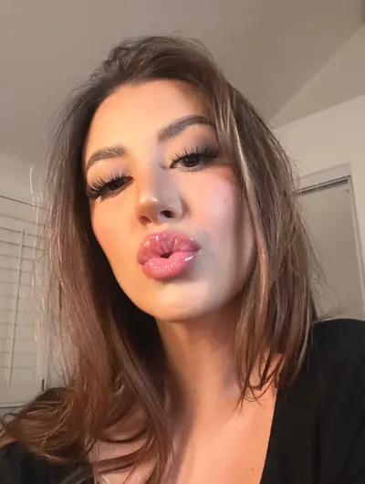 I can make cocks cum in many ways cover image