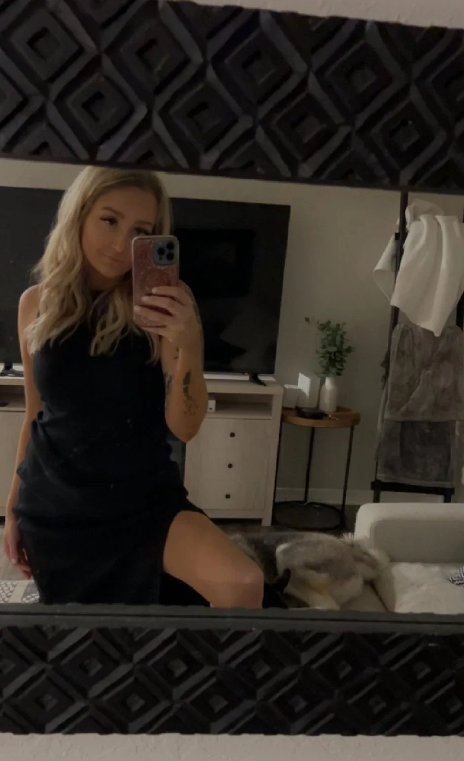 Cute slut exposed by bf after caught cheating. image 6