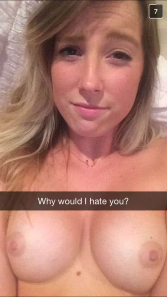 Hot blonde main image