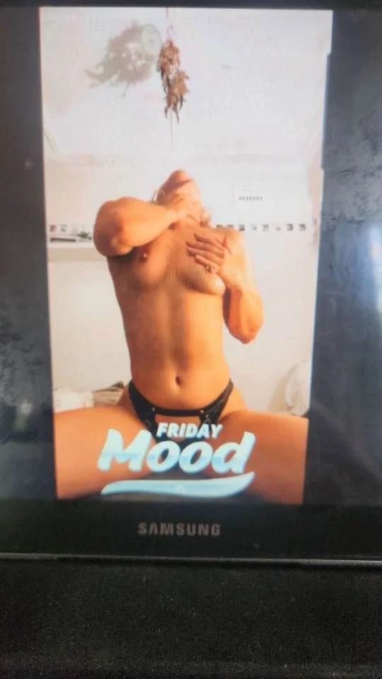 Hannah 28yo Australian beauty kik me to expose yours... Clyde.70 image 4