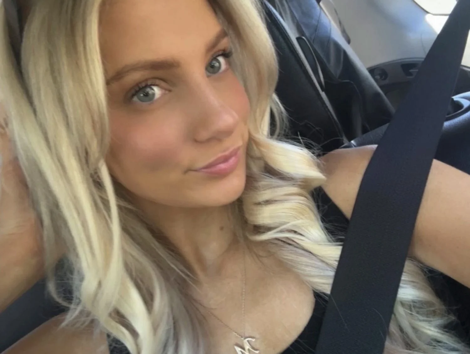 Snowbunny slut wants to get blacked by a big bbc image 7