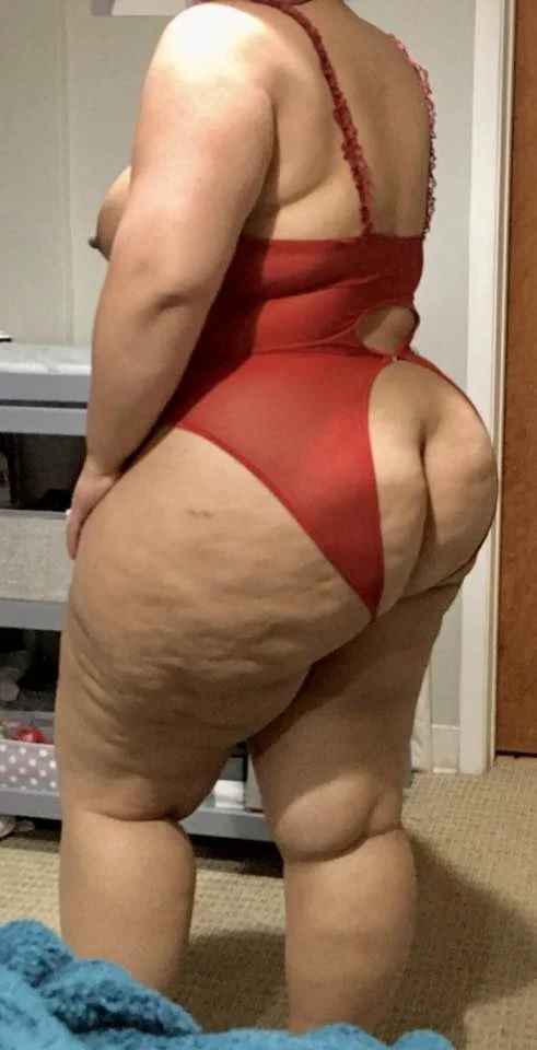 Latina Milf image 41