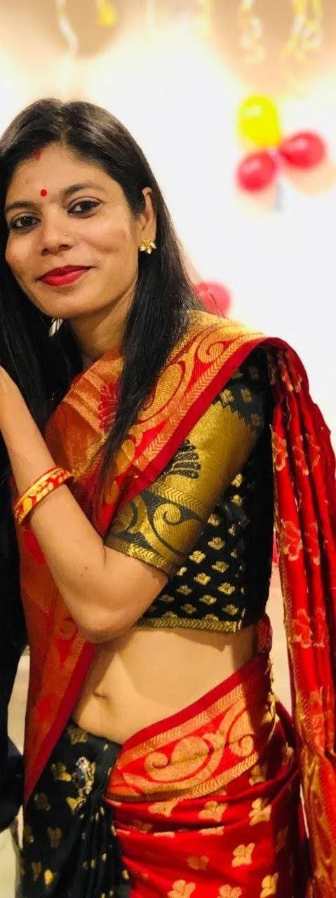 Cuckson's Indian mom image 8