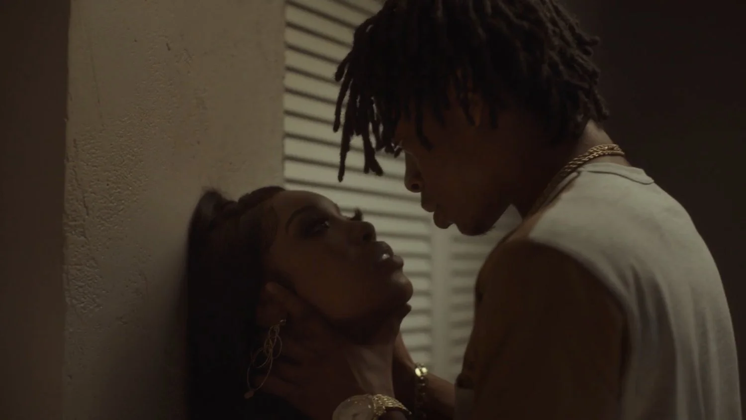 Black Actress gets ass fucked on TV Show 😍 image 2