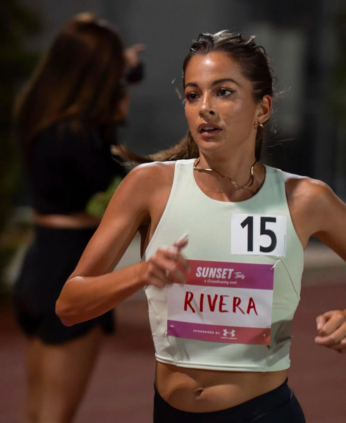 cute runner accidental cameltoe in yt vid image 4