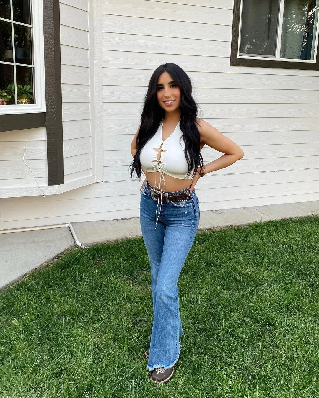 SC - Yakima's Sexiest Big Titty Latina Part 1 image 3