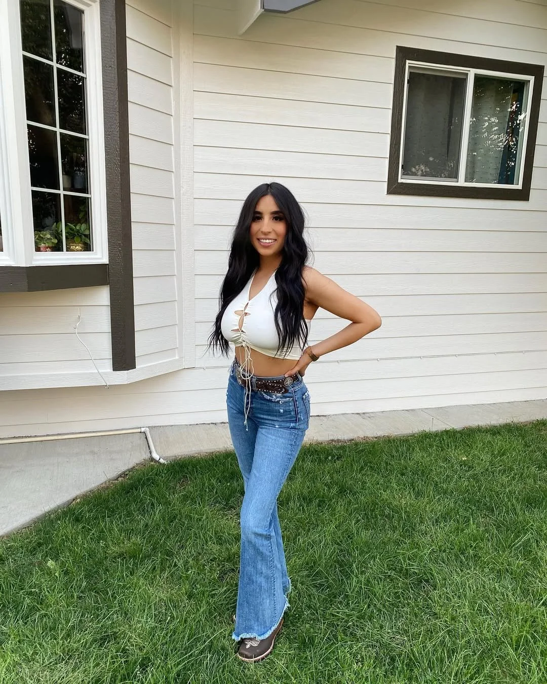 SC - Yakima's Sexiest Big Titty Latina Part 1 image 5