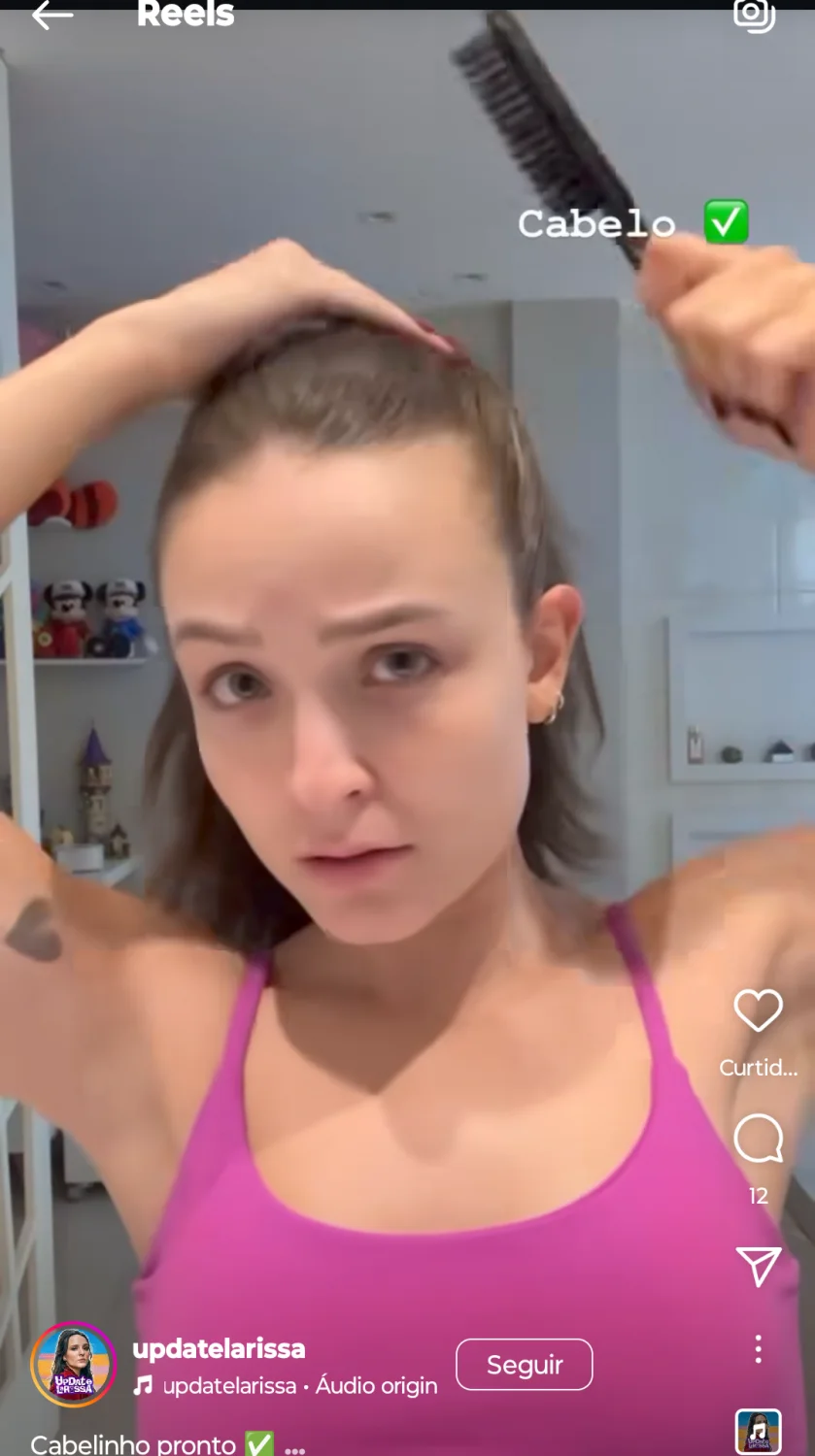 Axilas Larissa Manoela image 7
