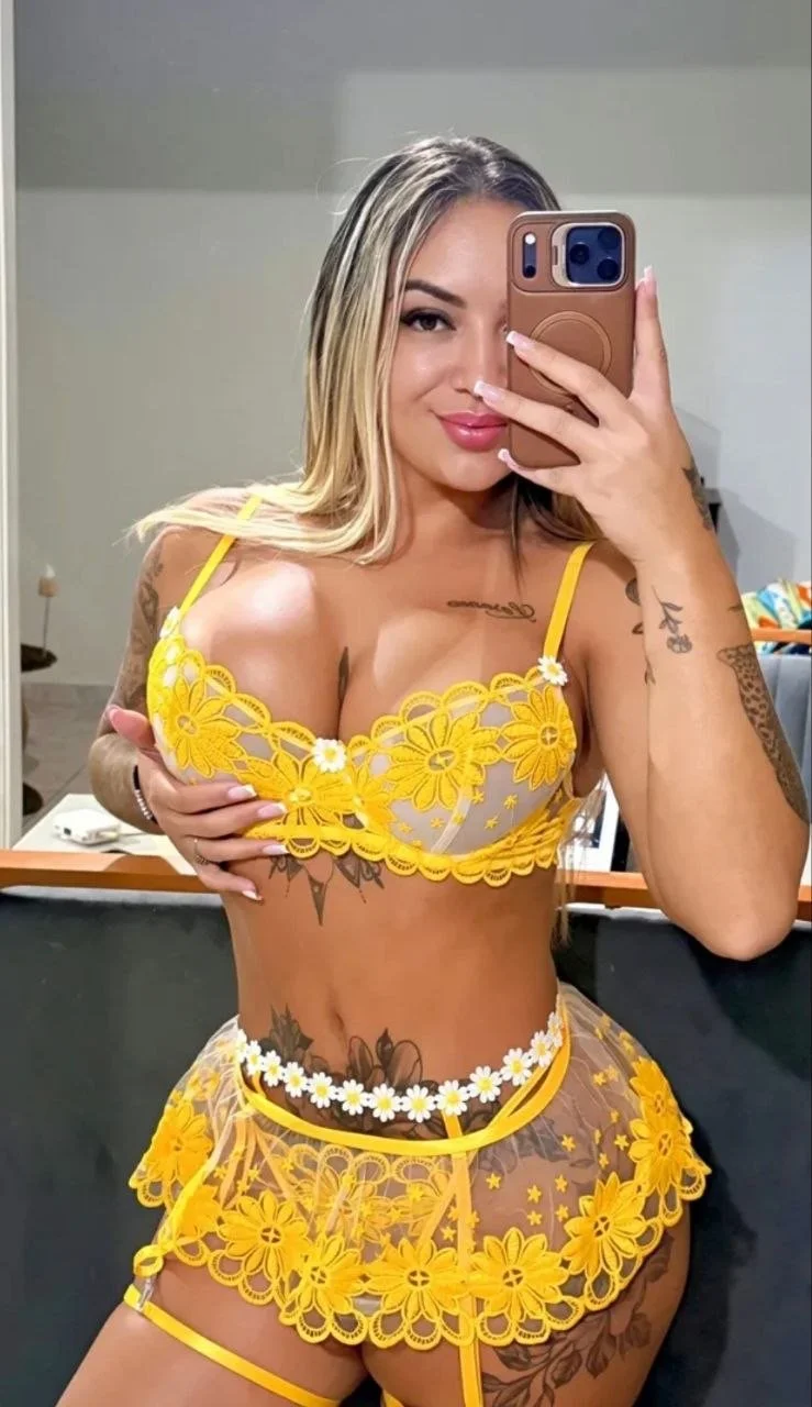 Dalilla rubim blogueira do Instagram puta gostosa safada image 5