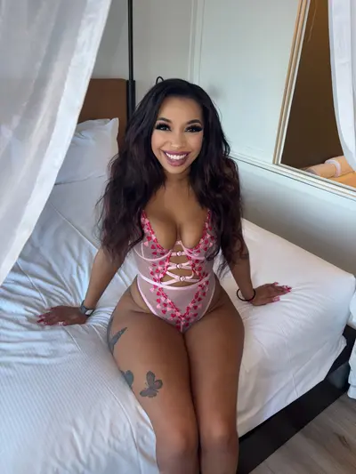 Transgender Hentai College Milf Amateur Thick cover image