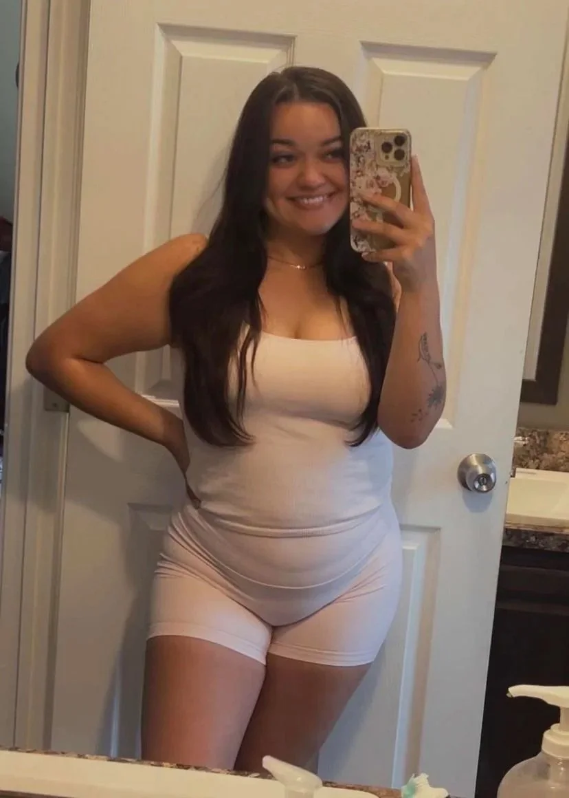 latina-hotwife-bbc-lover-v0-6j2o7qx86o6h1 image 6