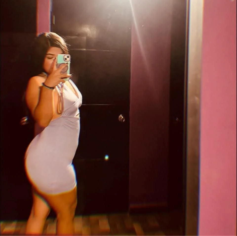 Fanny S image 4