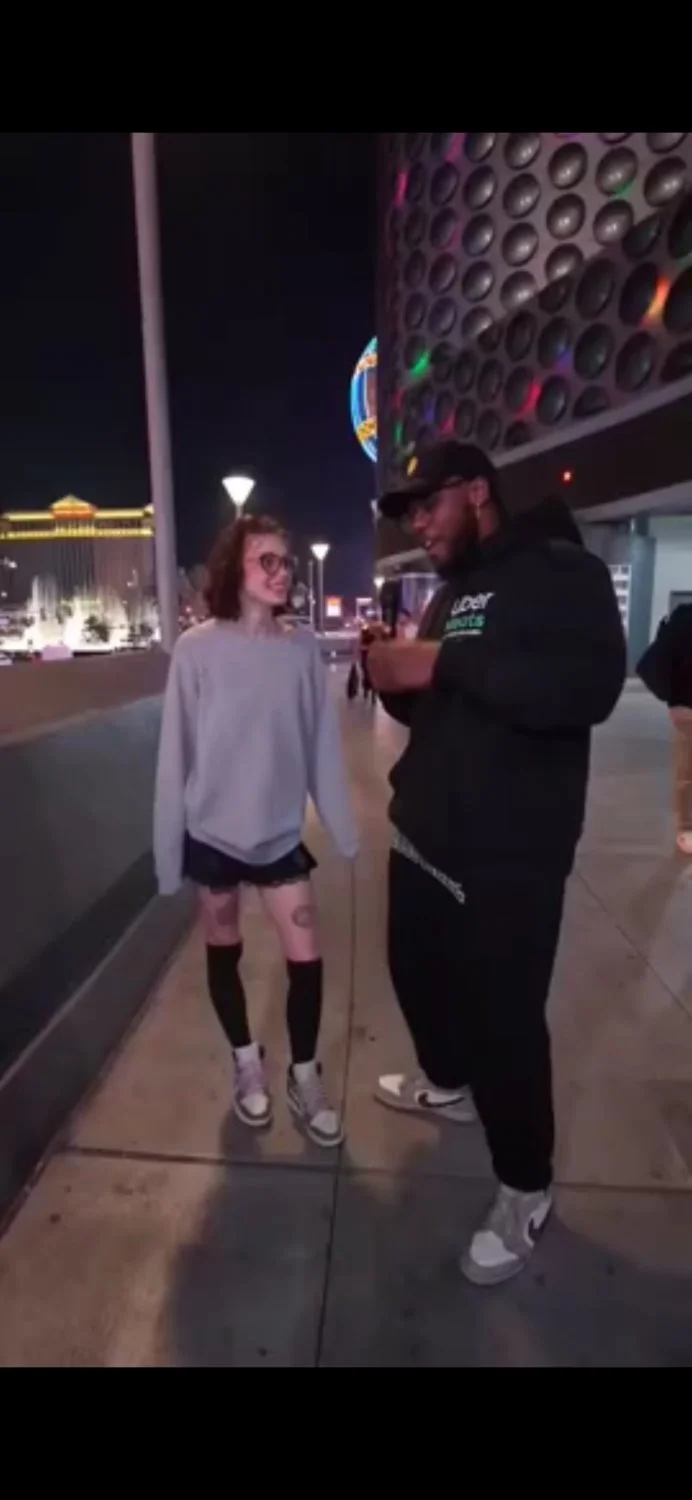 Skinny teen getting dicked 🥵🍑🔥 main image