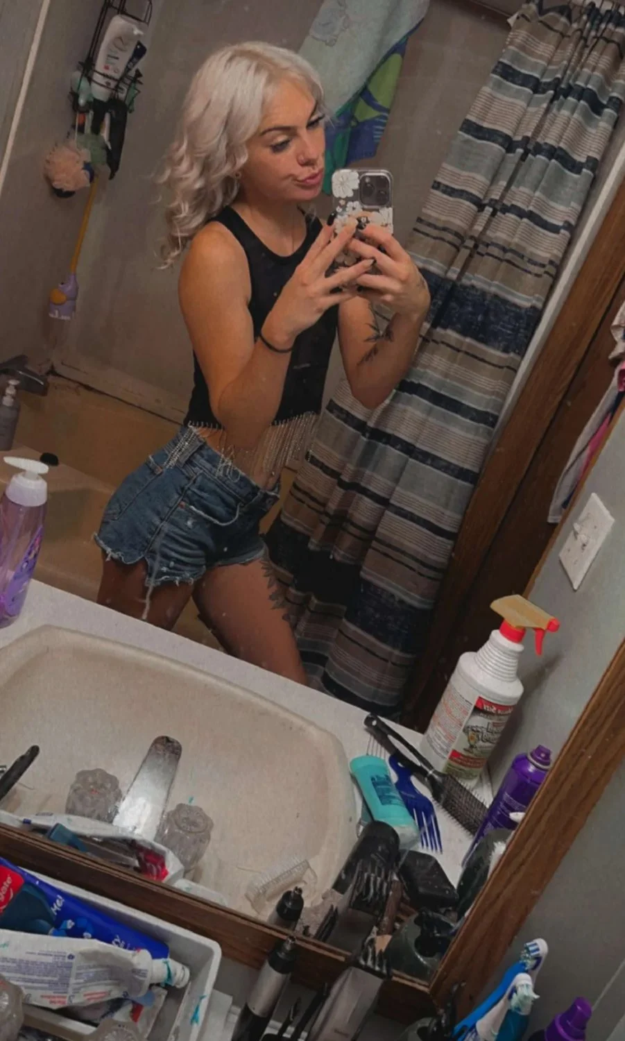 Texas Slut Who's Got More image 6
