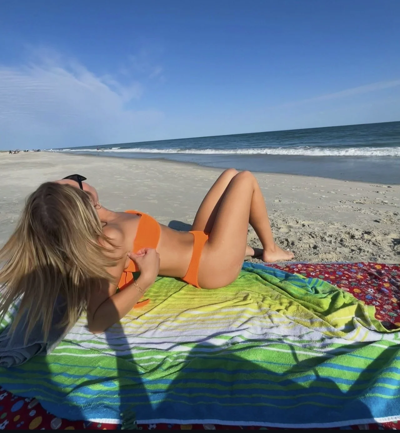 Petite slut Ella likes to show off image 9