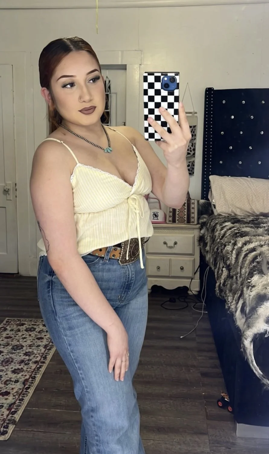 My sister in law is fine asf! image 2