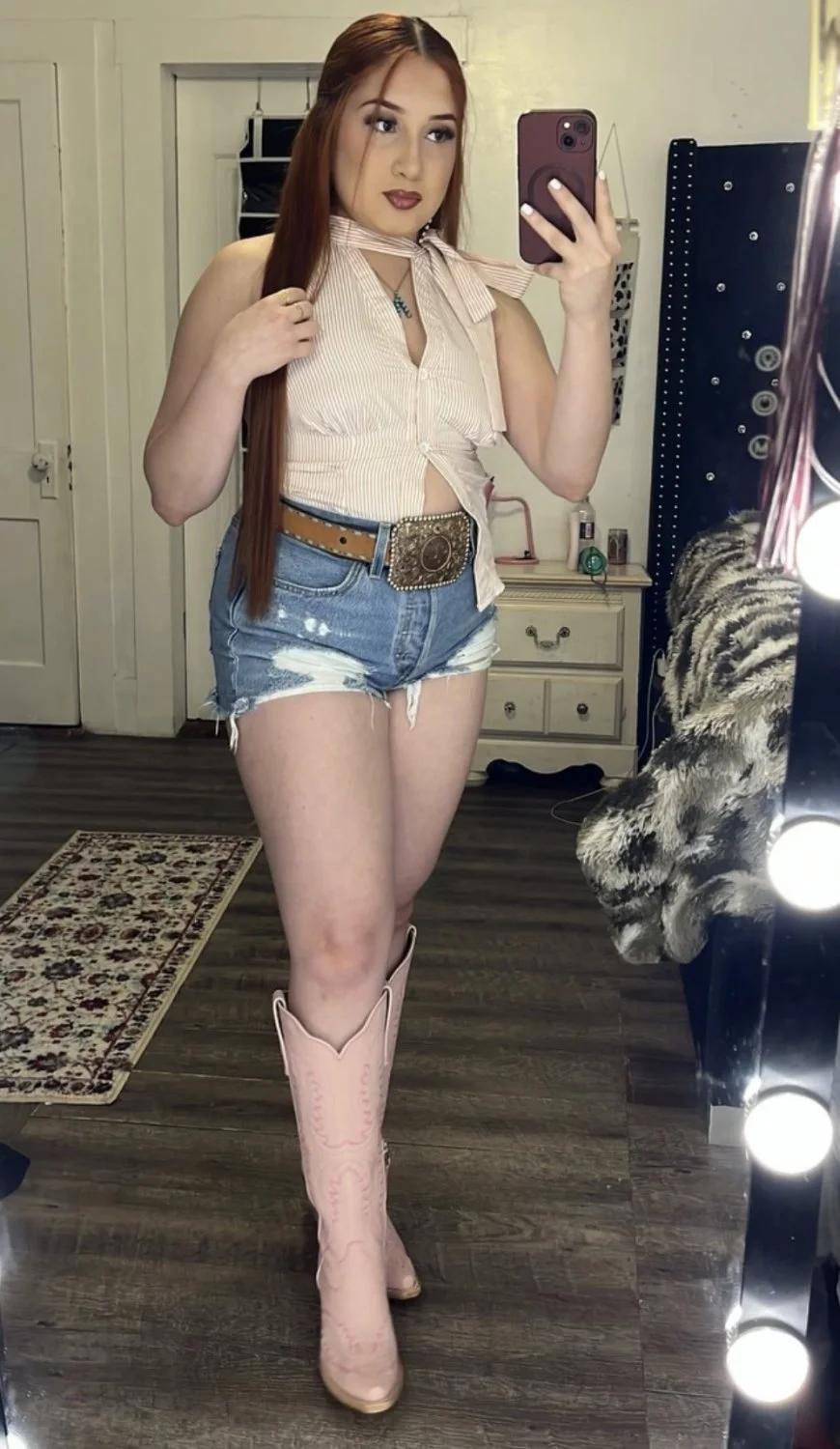 My sister in law is fine asf! image 4