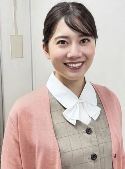 🔚Japanese　OL　販売営業　パチ屋　制服で抜く　好みの女性で抜いてください　ソフトエロ　一発やりたい main image